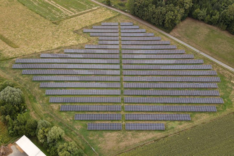 Luftaufnahme der Freiflächenanlage Lödersdorf